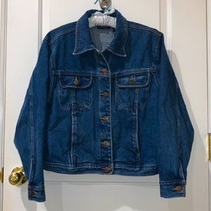 Petite large classic blue Jean jacket